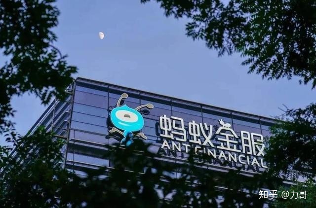 小钱特地去查了一下宝收益1.64，相当于一下翻了一倍多